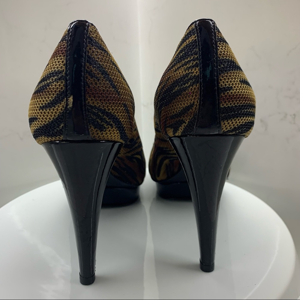 CARLOS women's Zebra print heel size 9.5 - Picture 5 of 9